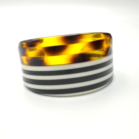 The Mod Mixer Cuff — Y2K Tortoiseshell & Striped Acrylic Wide Bracelet — EUC - Picture 4 of 10